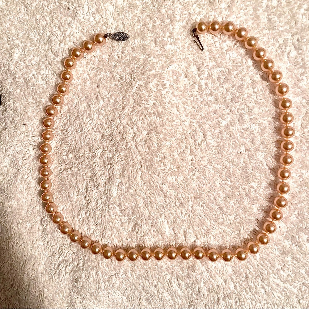 Genuine Mallorca Pearls 18 inch Strand - Picture 3 of 10